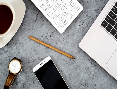 用手机怎样一天赚100元（三种用手机一天赚100的方法）